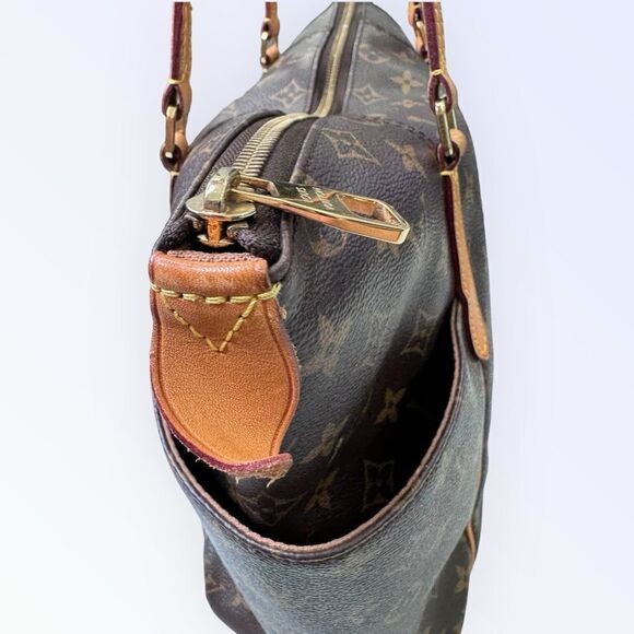 Louis Vuitton Monogram Totally PM Shoulder Bag - Picture 6 of 15